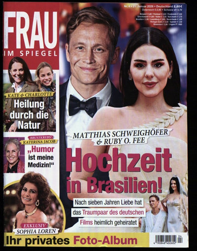 FRAU IM SPIEGEL   04