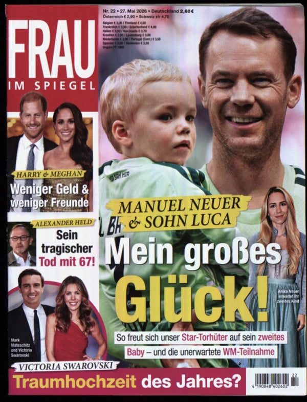 FRAU IM SPIEGEL   22